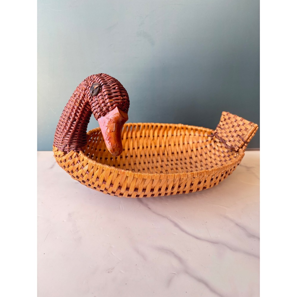 Vintage Woven Wicker Swan Basket Figural Bird Decorative Bowl Brown Wood Beak